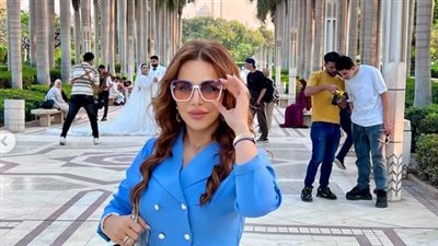 سوزان نجم الدين تستعيد طاقتها الإيجابية بزيارة إلى حديقة الأزهر