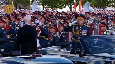 بدء العرض العسكري في الساحة الحمراء بمناسبة الاحتفال بالذكرى الـ80 لعيد النصر