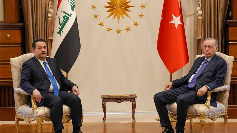 أردوغان برفقة رئيس