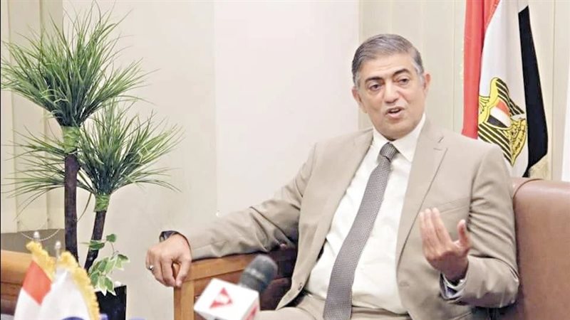 الدكتور هشام عبد