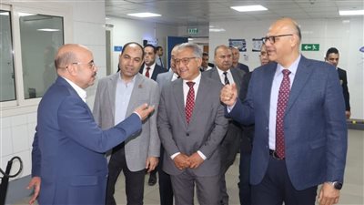 محافظ القليوبية يستقبل وفد الإدارة المحلية بمجلس النواب لتفقد مستشفى الناس