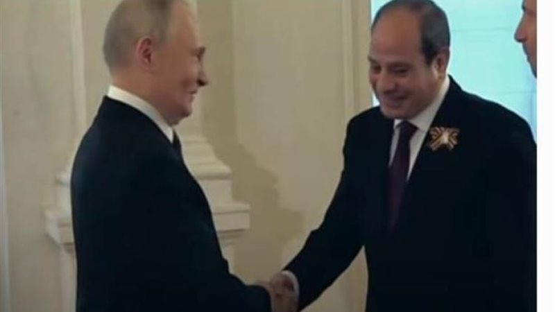 بوتين يستقبل الرئيس