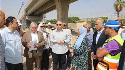محافظ بني سويف يتفقد مشروع إنشاء كوبري الشاملة أعلى مزلقان عزمي 