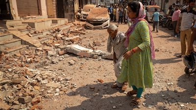 وزير الخارجية الباكستاني يؤكد وقف إطلاق النار مع الهند 