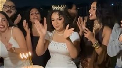بإطلالة عروسة.. كيف احتفلت الفنانة رحمة أحمد بعيد ميلادها بعد الطلاق 