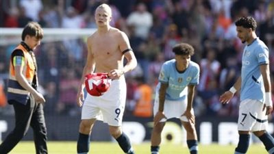 العارضة تحرم مرموش وخيبة هالاند.. ساوثهامبتون يؤجل تأهل مانشستر سيتي للأبطال