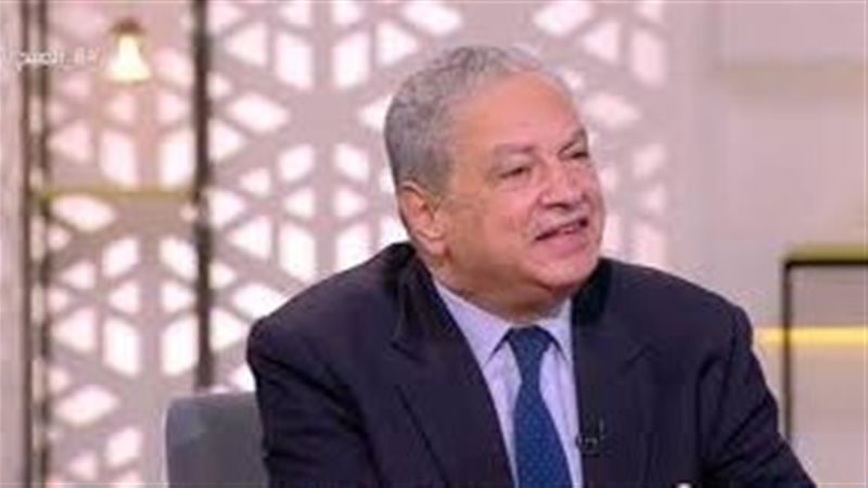 الدكتور إكرام بدر