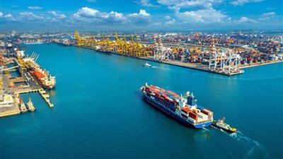 15 مطوراً صناعياً.. الحكومة تحسم الجدل بشأن شراكات اقتصادية قناة السويس