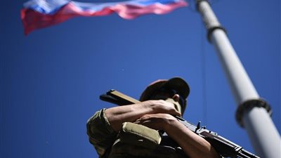 وزارة الدفاع الروسية: قواتنا سيطرت على بلدتين شرقي أوكرانيا