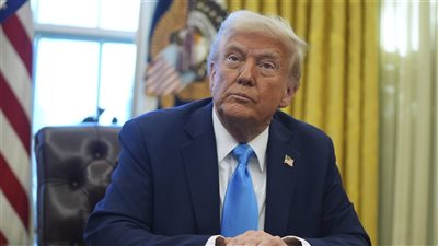 ترامب يرحّب بإفراج «حماس» عن الرهينة الأمريكي.. ونتنياهو ينفي وجود هدنة