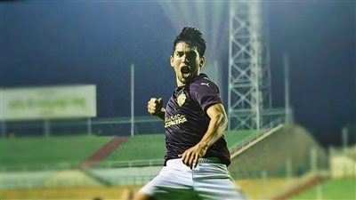 محمد شكري وتوفيق محمد على رادار الأهلي لتعزيز الظهير الأيسر