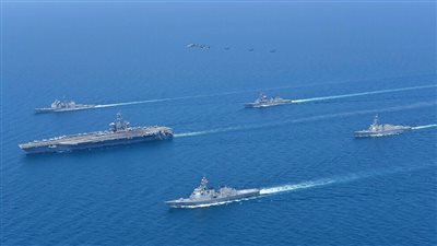 واشنطن وسول تجريان مناورات بحرية مشتركة فى بحر الشرق