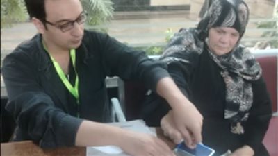 خدمات بلا مشقة.. تيسيرات «الجوازات» لكبار السن وذوي الإعاقة