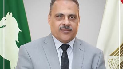 محافظ الشرقية يهنئ فريق مدارس التربية السمعية لحصولهم على بطولة الجمهورية