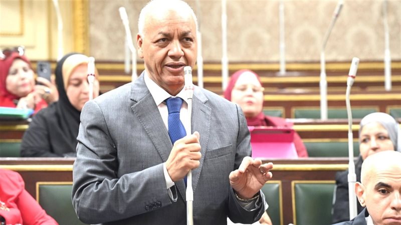 مصطفى بكري