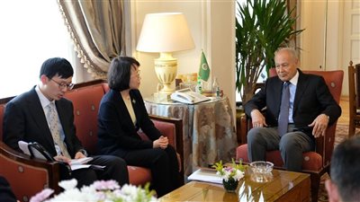 أبو الغيط يشيد بعلاقات الصداقة التاريخية الممتدة بين الجانبين العربي والصيني