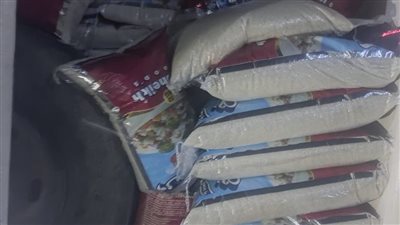 تموين الفيوم يضبط 8 أطنان أرز دون بيانات ومئات السلع منتهية الصلاحية