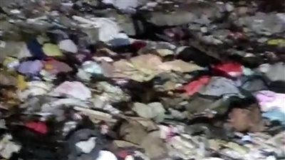 أهالي الحناوي بالزقازيق يشكون تراكم القمامة بشارع العشرين ويطالبون بتدخل عاجل