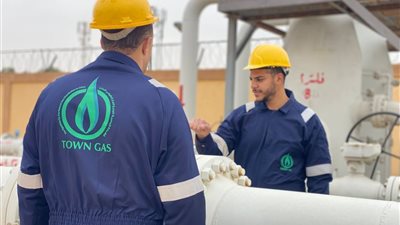 بعد انتشار رائحة الغاز.. تاون جاس تُجري أعمال صيانة بمكرم عبيد خلال ساعات 