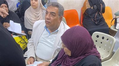 بدون حراسة.. محافظ الدقهلية يفاجئ العاملين بمستشفى التأمين الصحي