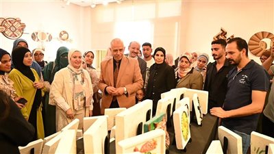 افتتاح المعرض الطلابي 