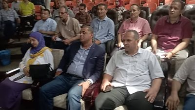 مدير تعليم بني سويف تبحث الاستعدادات النهائية لامتحانات نهاية العام