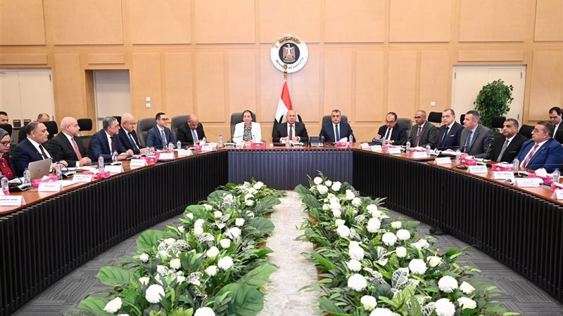 وزير الصناعة والنقل