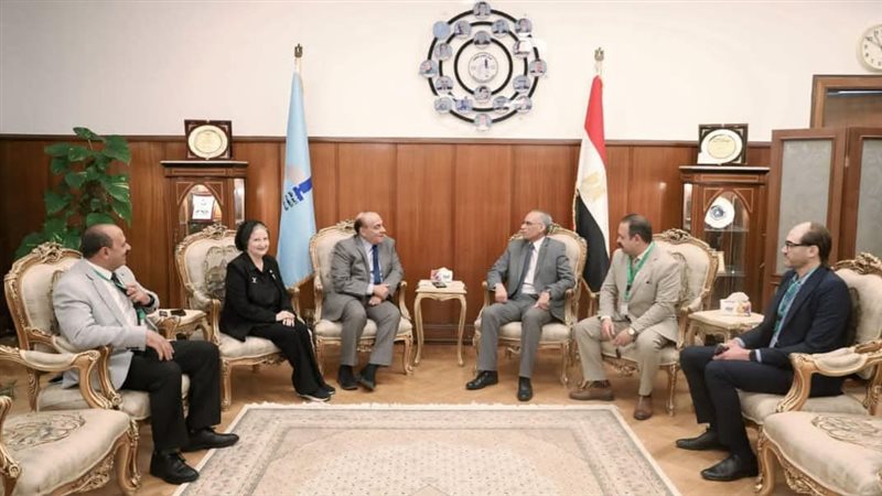 اللواء سمير فرج في