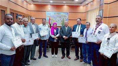 وكيل تعليم الفيوم يكرم الفائزين بالمراكز الأولى في مسابقات الكشافة