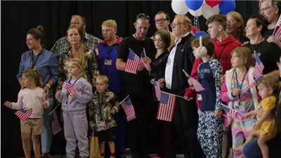 إفريكانيون.. أمريكا تستقبل أول دفعة من اللاجئين البيض القادمين من جنوب إفريقيا