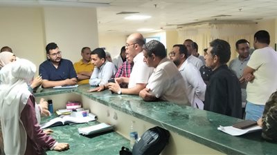 وكيل صحة سوهاج يزور مستشفى جهينة المركزي لمتابعة انتظام العمل 