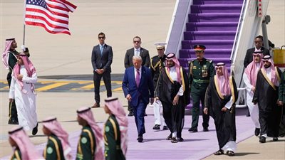 دبلوماسي: زيارة ترامب للسعودية كسرت الأعراف وأثمرت عن تريليون دولار استثمارات
