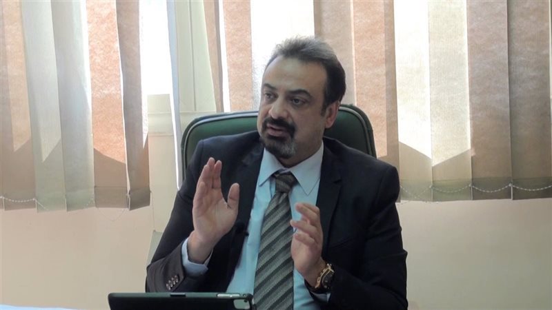 الدكتور حسام عبد