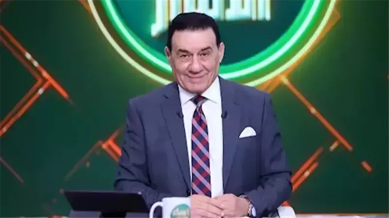 مدحت شلبي