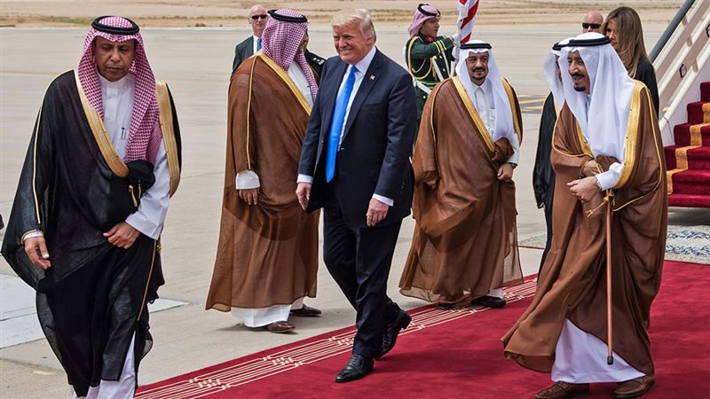 الرئيس الأمريكي يصل