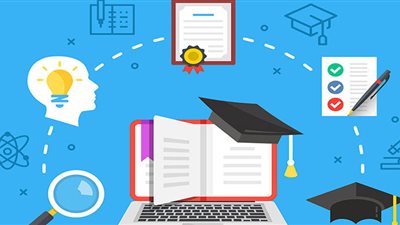 حكم مشاركة الكورسات التعليمية مع غير المشتركين.. الإفتاء تجيب