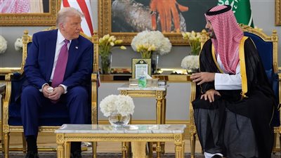 خبير سياسي سعودى: بساطة الاستقبال الملكى للرئيس الأمريكى أبرز لقطات اليوم 