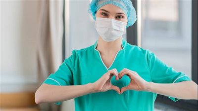 في اليوم العالمي للتمريض.. أعرف المعلومات الخاطئة عن مهنة 