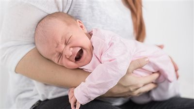 علاج المغص عند الرضع.. وأهم أسبابه ومتي يجب زيارة الطبيب؟ 