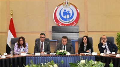 نائب رئيس الوزراء يترأس اجتماع اللجنة الوزارية لوضع محددات العدالة الاجتماعية 