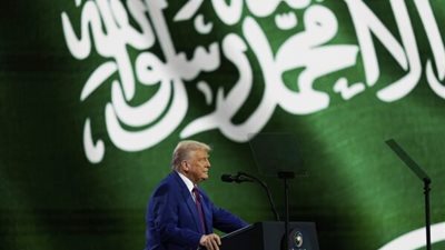 «فرصة الاتفاق لن تبقى إلى الأبد».. ترامب يحذر إيران من الرياض