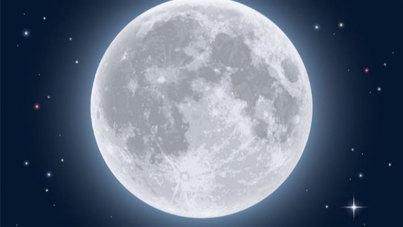 القمر