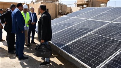 محطة شمسية بأيادٍ طلابية.. مشروع تخرج مبتكر بجامعة حلوان