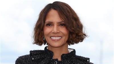 إطلالات جذابة للنجمات على ريد كاربت حفل افتتاح مهرجان كان السينمائي الـ 78