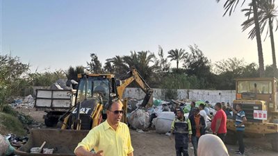 حملة لضبط مخازن الخردة ومصادرة ما بها في محافظة دمياط 