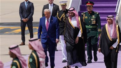 قمة خليجية – أمريكية.. ترامب في جولة تحالفات بين الرياض وأبوظبي والدوحة