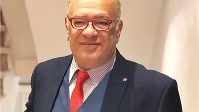 خبر كالصاعقة.. صلاح عبدالله ينعي السيناريست أحمد عبد الله