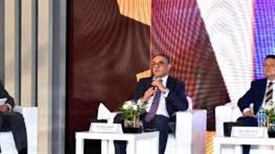 السنغال تُخطط لجذب استثمارات مصرية في الغاز والصناعة والسياحة