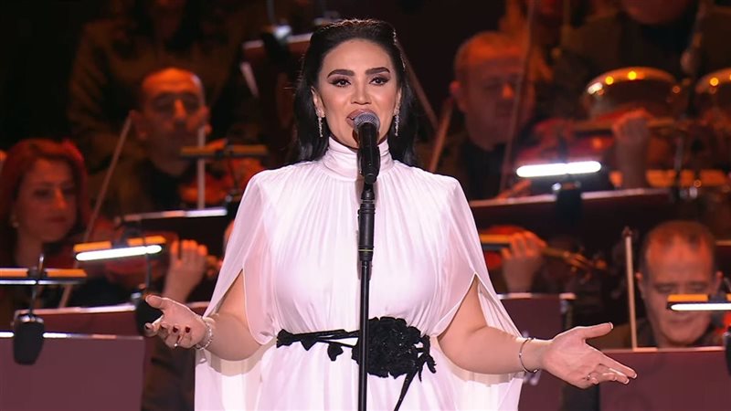مي فاروق