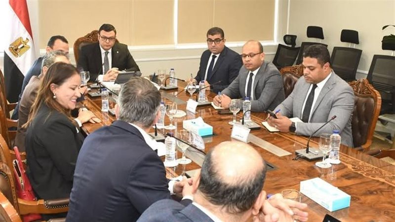 وزير الاسكان
